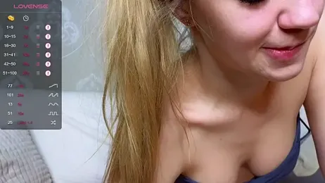 AnneFoxy stripchat stream image