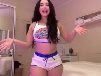 cuddlymoana chaturbate stream image