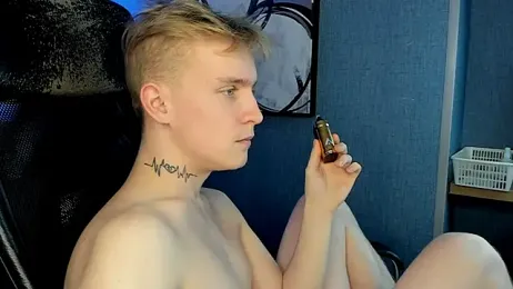 AlexxSweet stripchat stream image