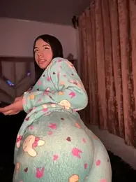 Laura-Khalifa stripchat stream image