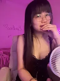 Queen_2k6 stripchat stream image