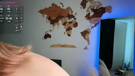 QueenieClagg stripchat stream image