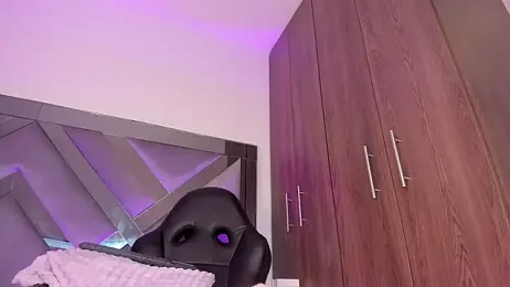 Iris_hott1 stripchat stream image