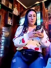 You-kitty2025 stripchat stream image