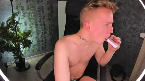 AlexxSweet stripchat stream image