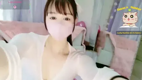 aaanyan stripchat stream image