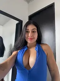 LaanaCooper stripchat stream image