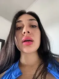 LaanaCooper stripchat stream image